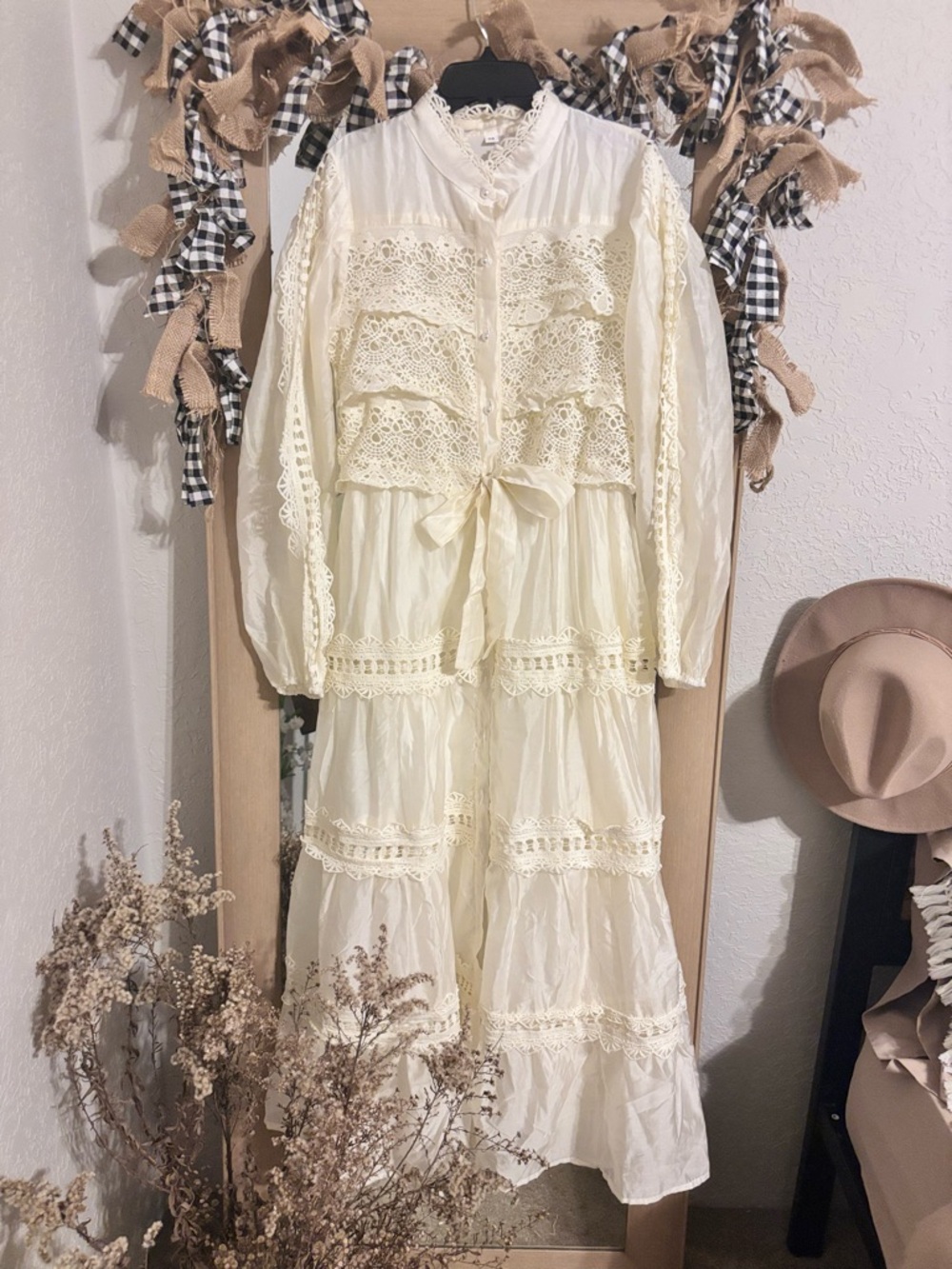 🤎Lace Detailed Tiered Dress🤎